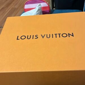 Louis Vuitton shopping bag and tote box